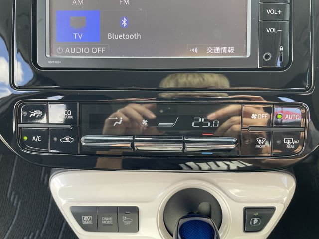 TOYOTA PRIUS 4WD 2016