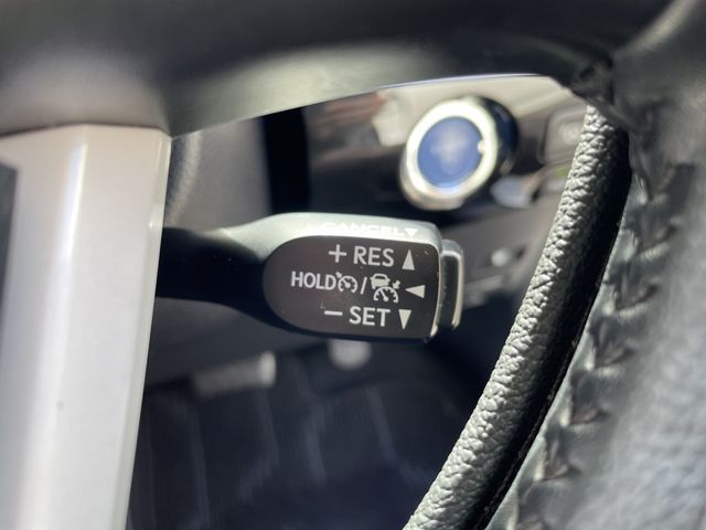 TOYOTA PRIUS 4WD 2016