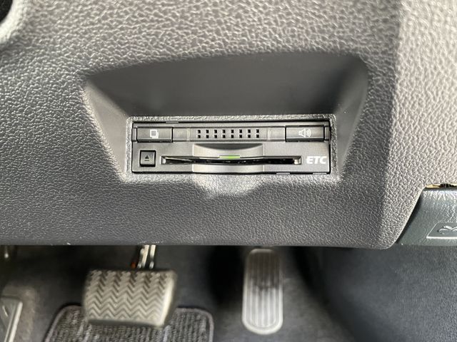 TOYOTA PRIUS 4WD 2016