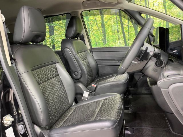 NISSAN SERENA  WG 4WD 2023