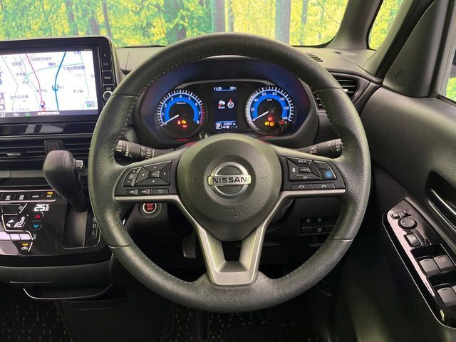 NISSAN ROOX 2020