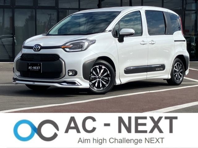 TOYOTA SIENTA HYBRID 2024