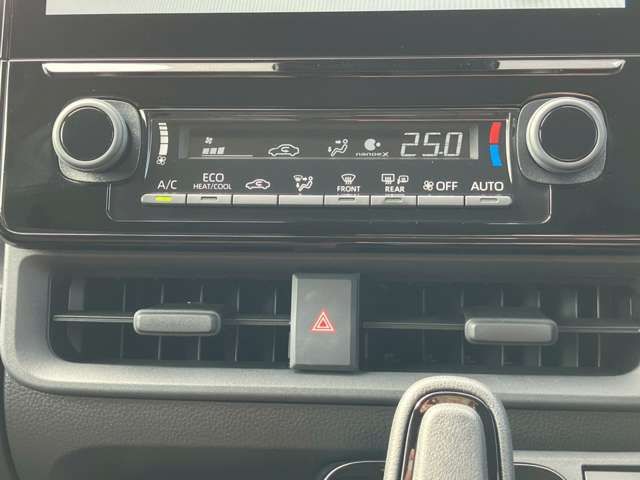 TOYOTA SIENTA HYBRID 2024