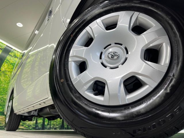 TOYOTA HIACE van 2WD 2025