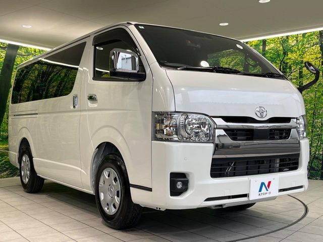 TOYOTA HIACE van 2WD 2025