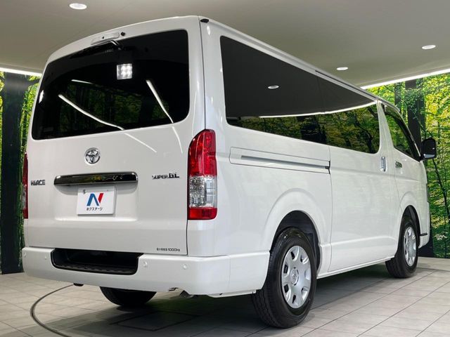 TOYOTA HIACE van 2WD 2025