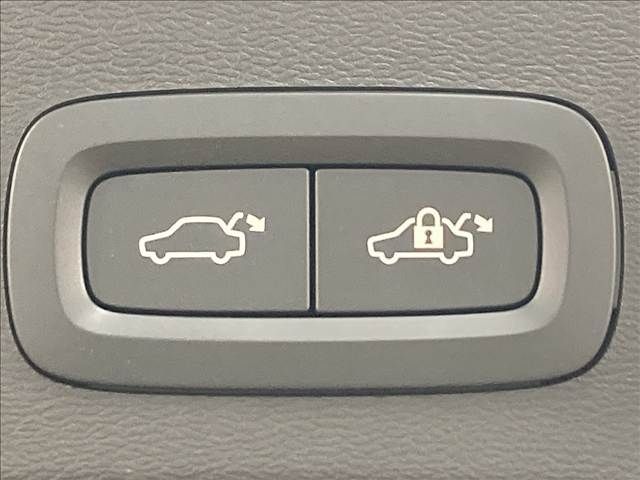 VOLVO VOLVO XC40 2021