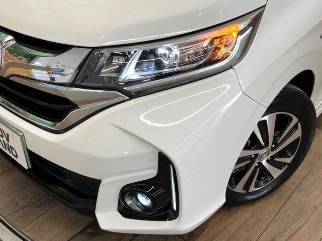 HONDA FREED HYBRID 2017