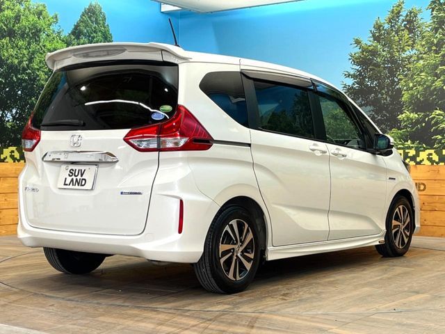 HONDA FREED HYBRID 2017