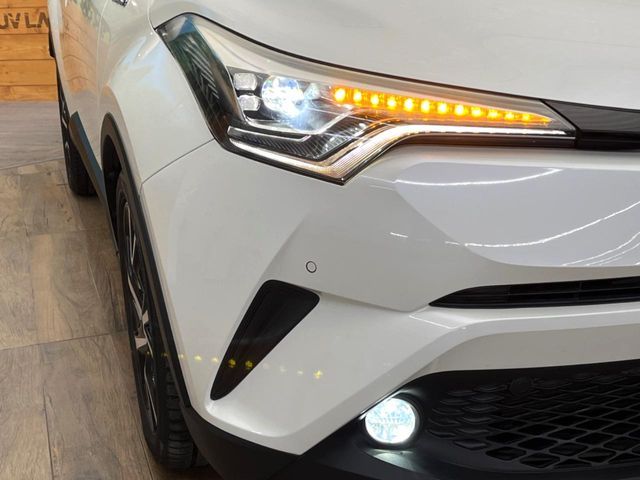 TOYOTA C-HR 2017
