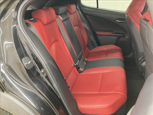 TOYOTA LEXUS UX250h 2019