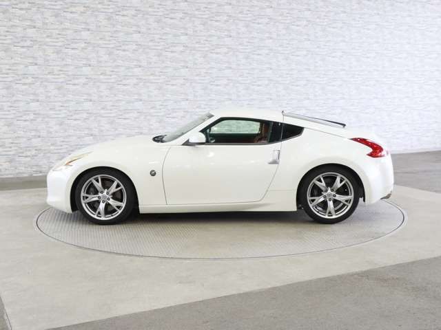 NISSAN FAIRLADY Z 2010
