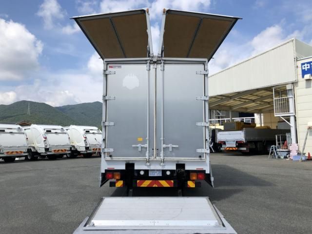 MITSUBISHI FUSOU FIGHTER 2018