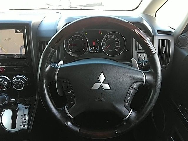 MITSUBISHI DELICA D:5 4WD 2016