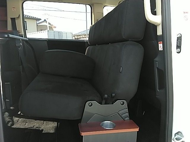 MITSUBISHI DELICA D:5 4WD 2016