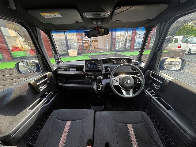 HONDA N BOX CUSTOM 2017