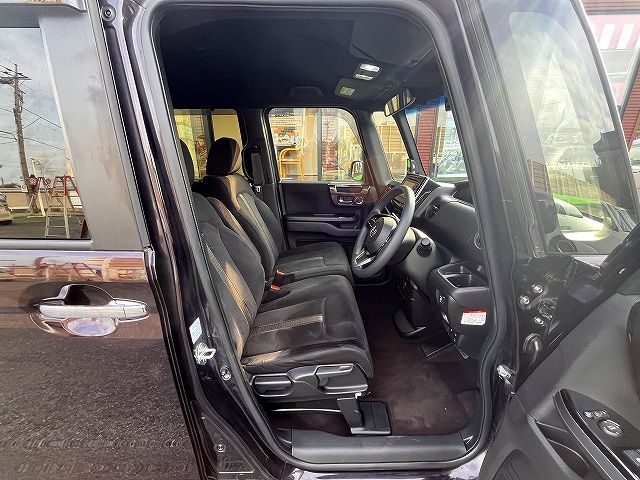 HONDA N BOX CUSTOM 2017