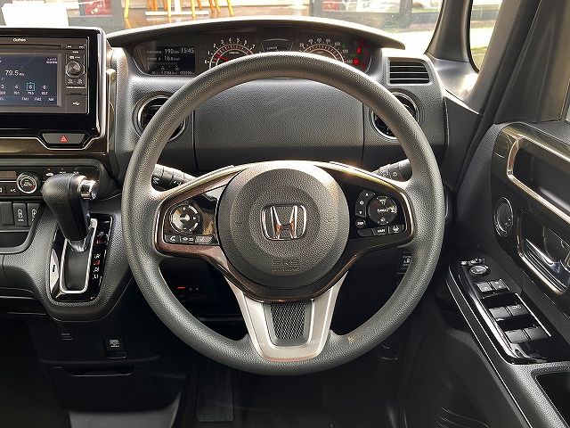 HONDA N BOX CUSTOM 2017