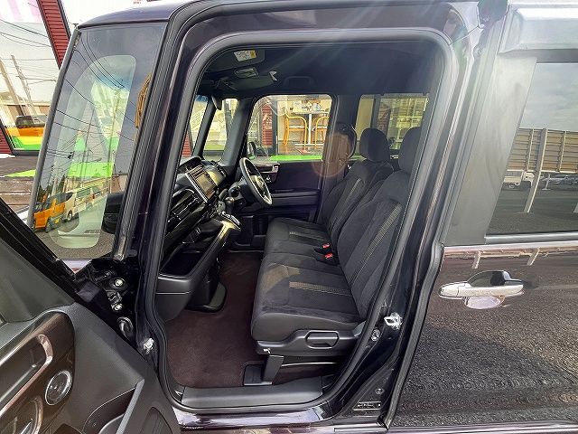 HONDA N BOX CUSTOM 2017