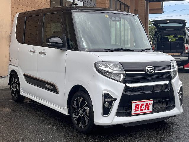 DAIHATSU TANTO CUSTOM 2021