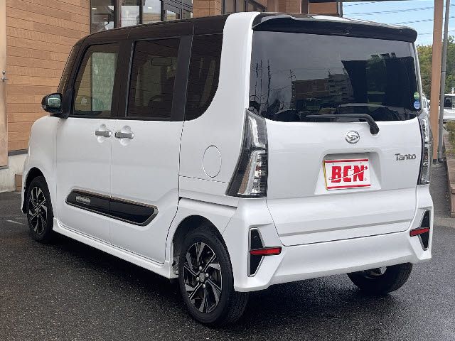 DAIHATSU TANTO CUSTOM 2021