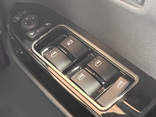 DAIHATSU TANTO CUSTOM 2021