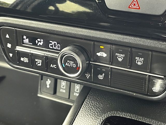 HONDA N BOX CUSTOM 2021