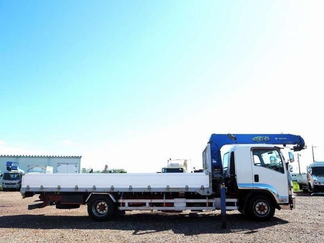 ISUZU FORWARD 2015
