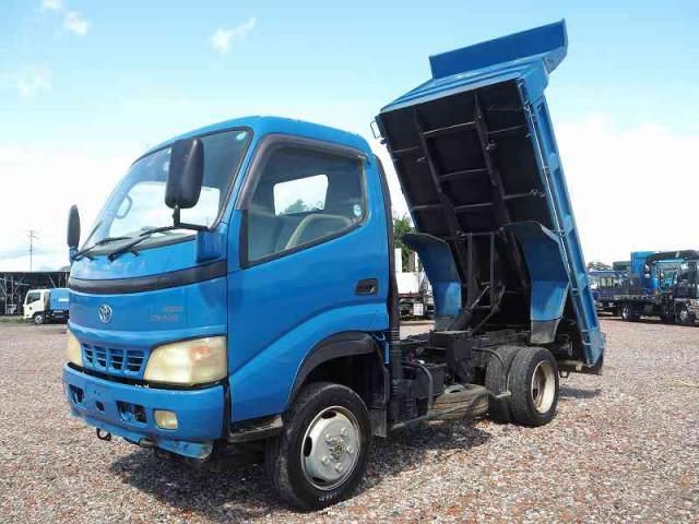 TOYOTA DYNA 2003