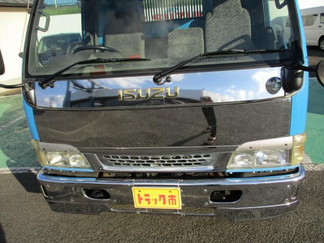 ISUZU ELF 2004