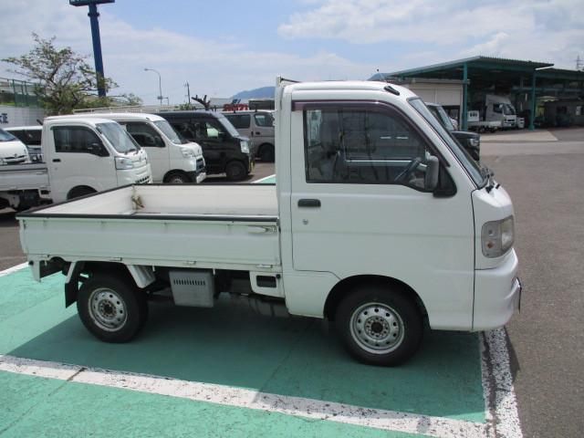 DAIHATSU HIJET truck 4WD 2003