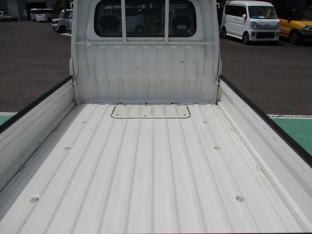 DAIHATSU HIJET truck 4WD 2003