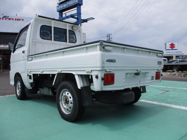 DAIHATSU HIJET truck 4WD 2003