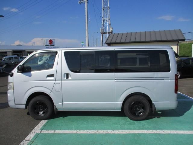 TOYOTA HIACE van 4WD 2009