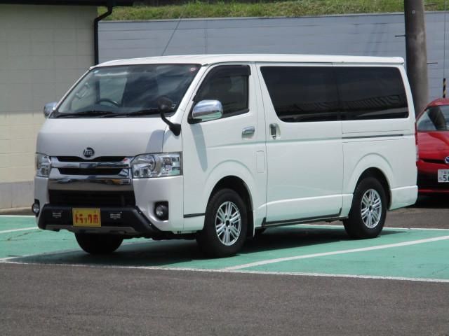 TOYOTA HIACE REGIUS WGN 4WD 2018