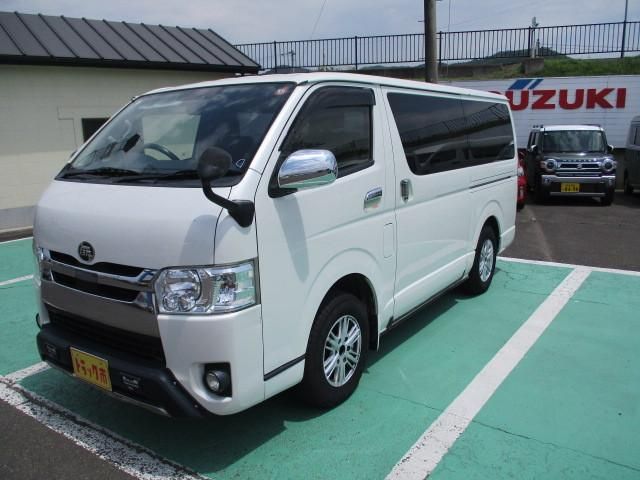 TOYOTA HIACE REGIUS WGN 4WD 2018