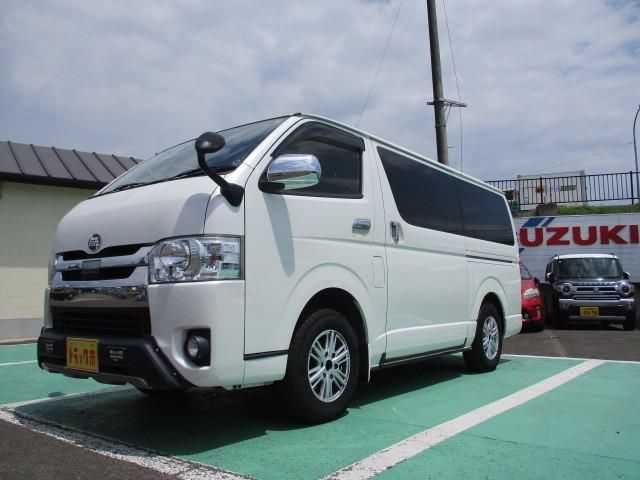 TOYOTA HIACE REGIUS WGN 4WD 2018