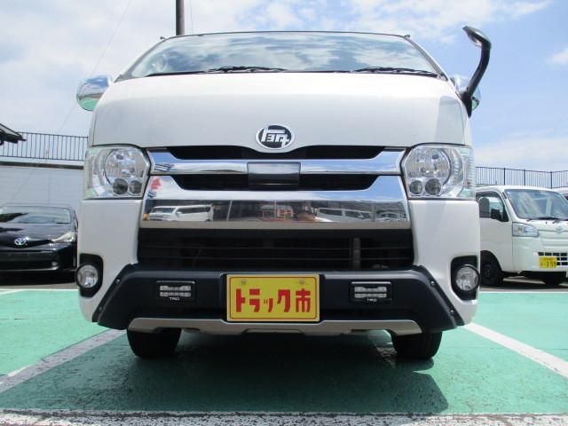 TOYOTA HIACE REGIUS WGN 4WD 2018