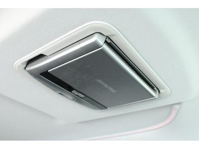 TOYOTA VELLFIRE 2015