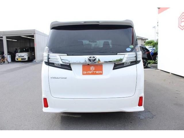 TOYOTA VELLFIRE 2015