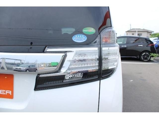 TOYOTA VELLFIRE 2015