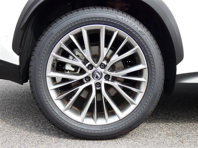 TOYOTA LEXUS NX350h 2023