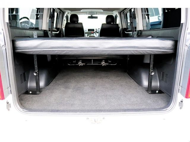 TOYOTA HIACE van 2WD 2016