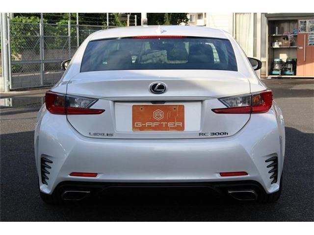 TOYOTA LEXUS RC300h 2016