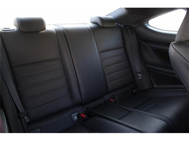 TOYOTA LEXUS RC300h 2016