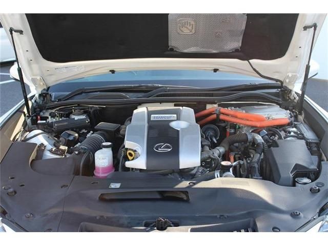 TOYOTA LEXUS RC300h 2016