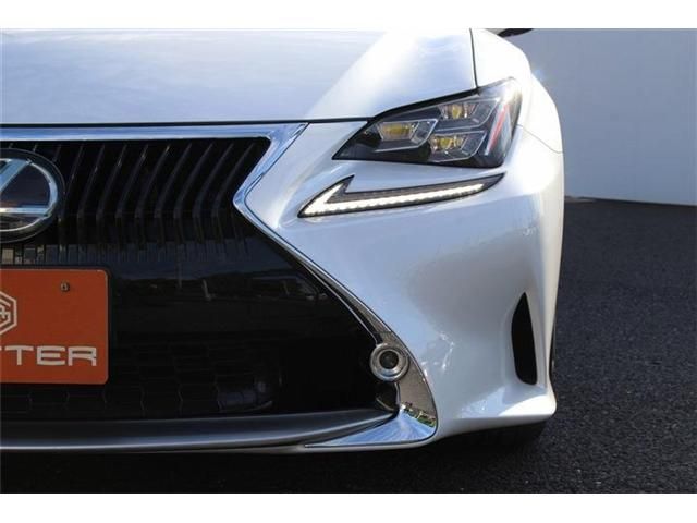 TOYOTA LEXUS RC300h 2016