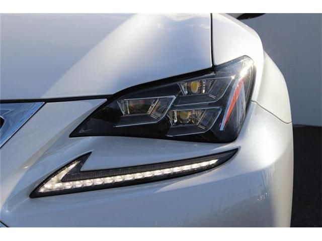 TOYOTA LEXUS RC300h 2016