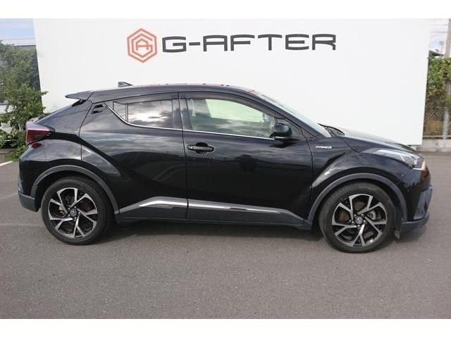 TOYOTA C-HR 2017