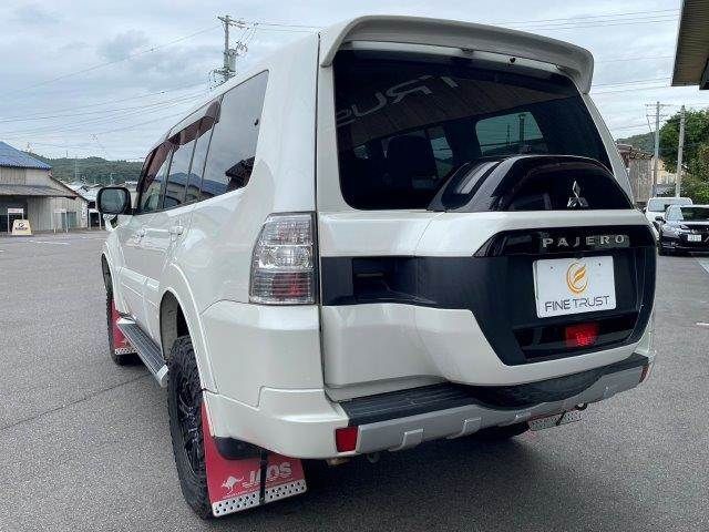 MITSUBISHI PAJERO wagon 2016